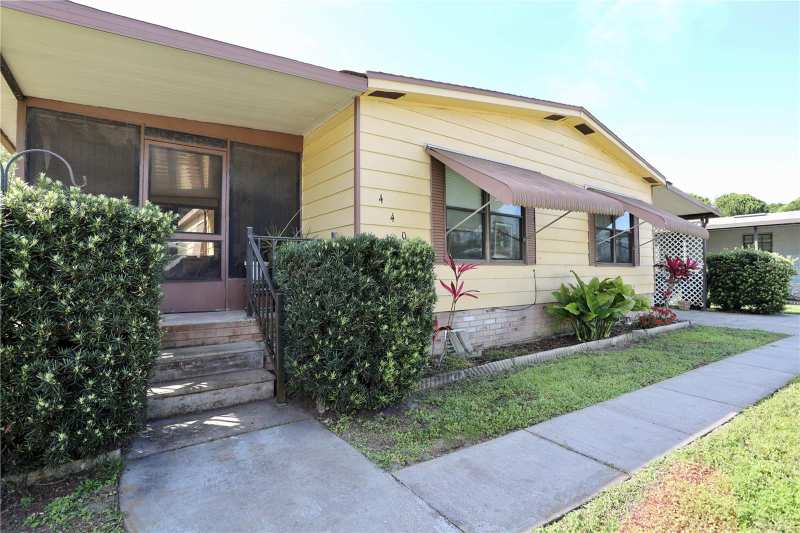 2 bedroom Manufactured Home at 4405 Teka Lane, Teka Village Ph 1, St Cloud — photo 1