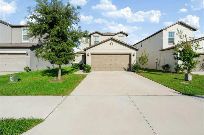 4 bedroom Single Family Residence at 6330 Ten Acre Court, Abbott Square Ph 1B, Zephyrhills — photo 1