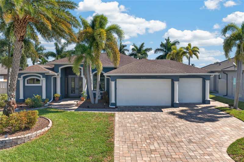 3 bedroom Single Family Residence at 8376 Antwerp Circle, Port Charlotte Sec 093, Port Charlotte — photo 1