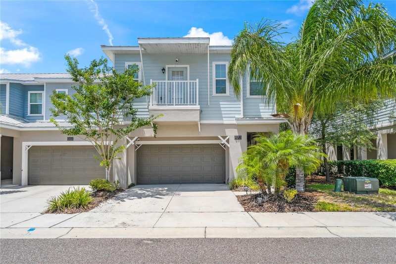4 bedroom Townhouse at 572 Lake Wildmere Cove, Reserve At Lake Wildmere - Ph 1, Longwood — photo 1
