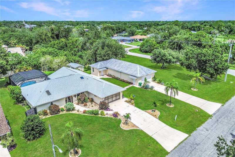 3 bedroom Single Family Residence at 19217 Abhenry Circle, Port Charlotte Sec 037, Port Charlotte — photo 1