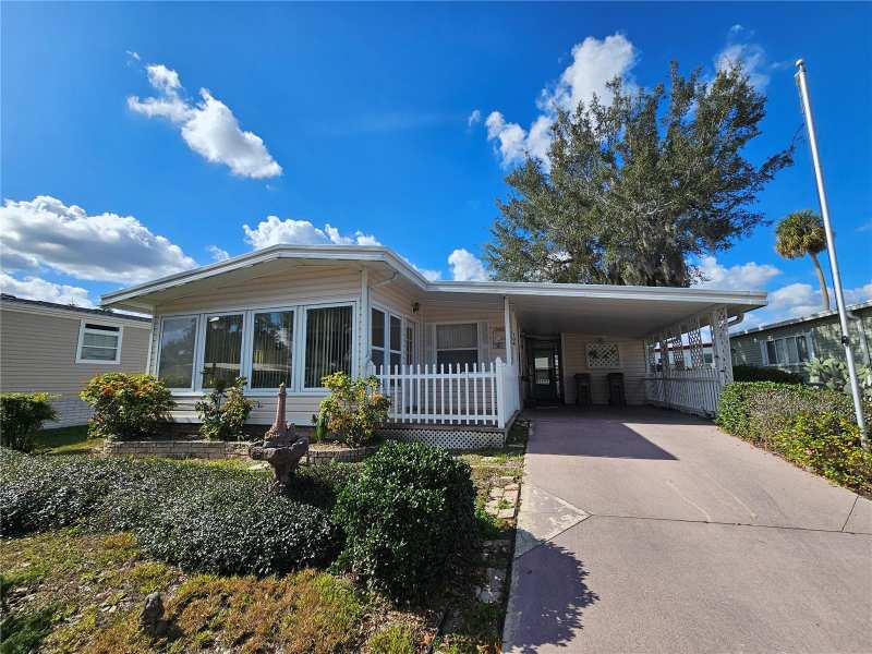 2 bedroom Mobile Home at 104 Ixora Way, Hawthorne At Leesburg A Coop, Leesburg — photo 1