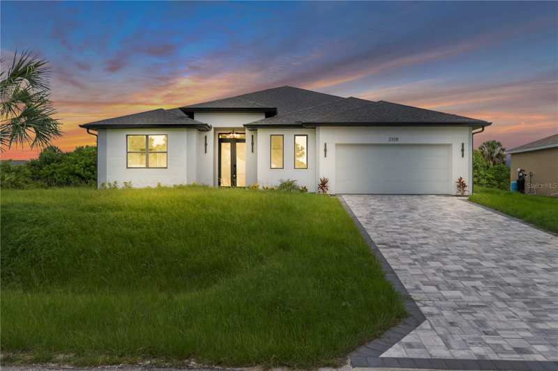 4 bedroom Single Family Residence at 2328 Irondale Rd, Port Charlotte Sub 37, North Port — photo 1