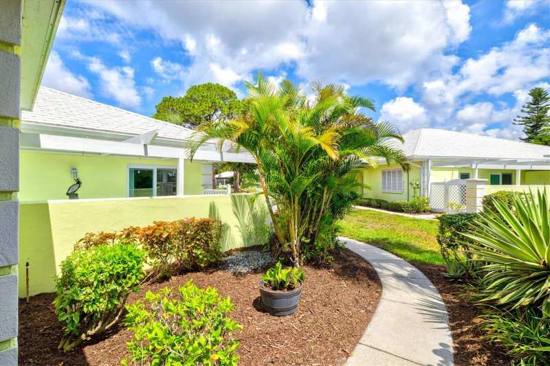 2 bedroom Villa at 316 Wexford Terrace #167, Augusta Villas At Plan, Venice — photo 1