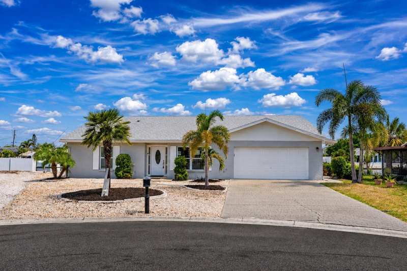 3 bedroom Single Family Residence at 805 Leisey Circle, Kims Cove, Ruskin — photo 1