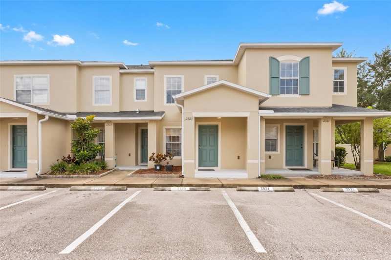 2 bedroom Townhouse at 2523 Sandy Beach Lane, Sunset Pointe Twnhms, Clearwater — photo 1