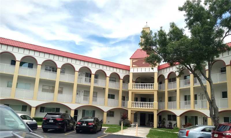 2 bedroom Condominium at 2430 Florentine Way #30, On Top Of The World, Clearwater — photo 1