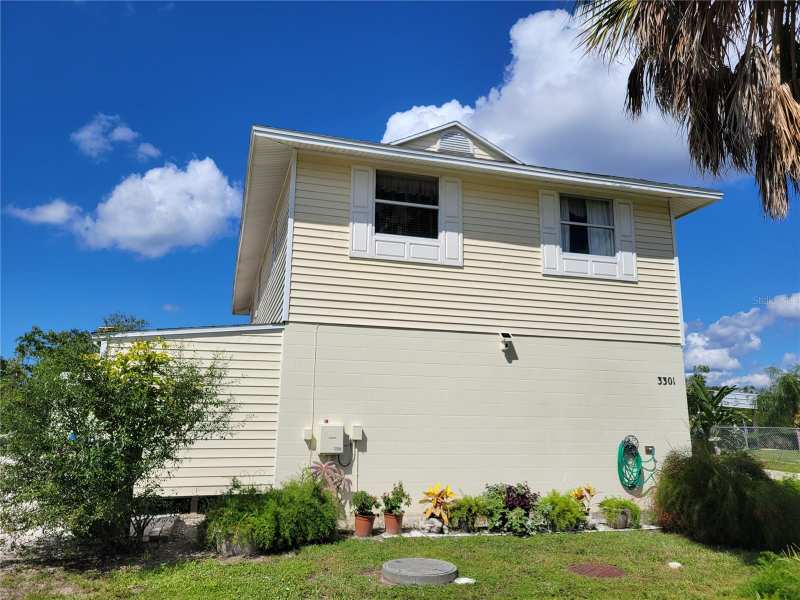 2 bedroom Single Family Residence at 3301 W Shell Point Road, Collura Sub 1st Add, Ruskin — photo 1