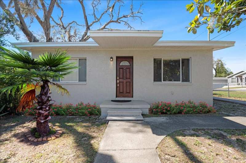3 bedroom Single Family Residence at 8608 N 20th Street, Hillsboro Heights Map South, Tampa — photo 1
