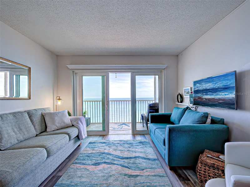 2 bedroom Condominium at 633 Alhambra Road #1006, Venice Sands, Venice — photo 1