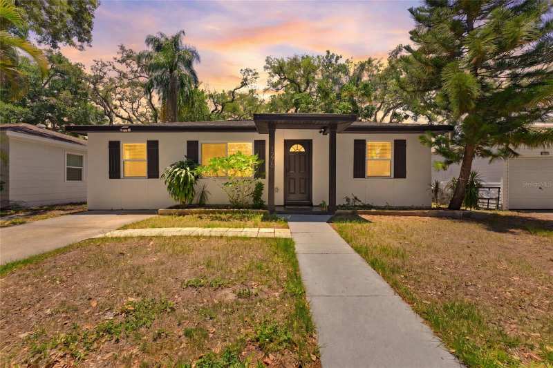 3 bedroom Single Family Residence at 1275 Palm Street, Knights Acres, Clearwater — photo 1