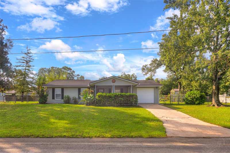 3 bedroom Single Family Residence at 569 Sidney Drive, Triple S Unit 01, Lake Helen — photo 1