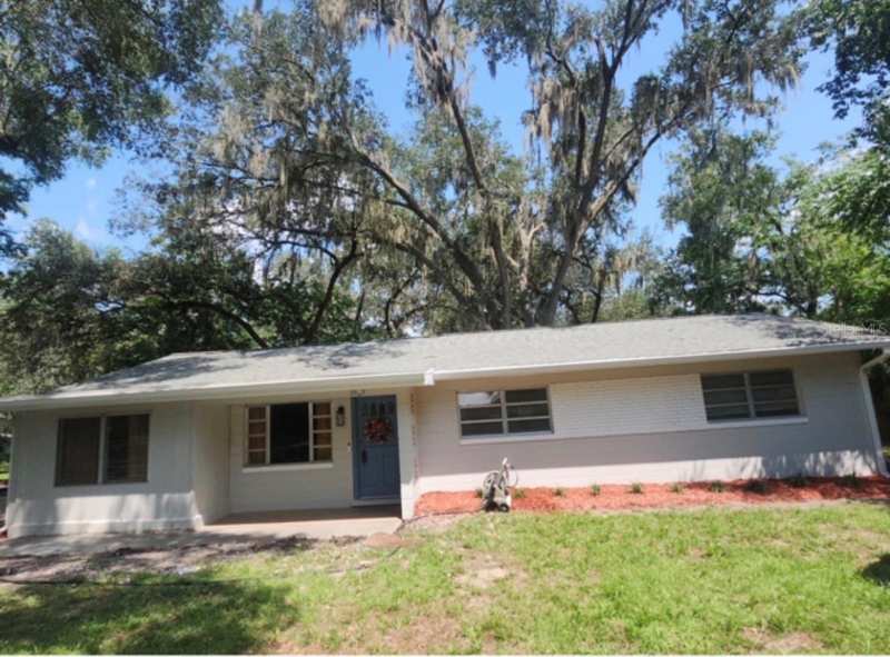 3 bedroom Single Family Residence at 3929 SW 21st Street, Napier Estates, Gainesville — photo 1