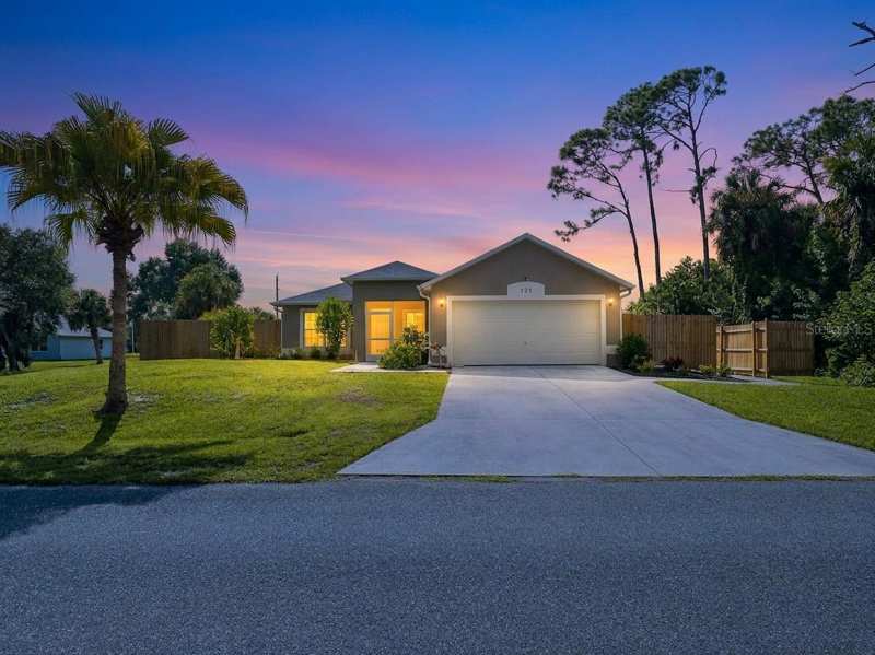 3 bedroom Single Family Residence at 123 Mercer Street, Port Charlotte Sec 016, Port Charlotte — photo 1