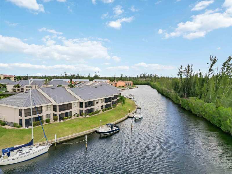2 bedroom Condominium at 3256 White Ibis Court #324, Venetian Isles Ph 03 Bldg 03, Punta Gorda — photo 1