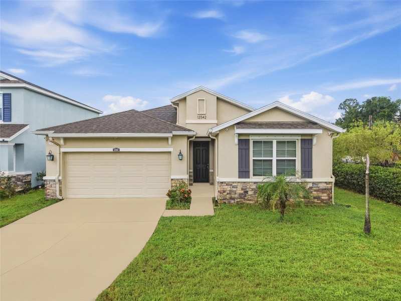 5 bedroom Single Family Residence at 12542 Candleberry Circle, Haven Estates, Tampa — photo 1