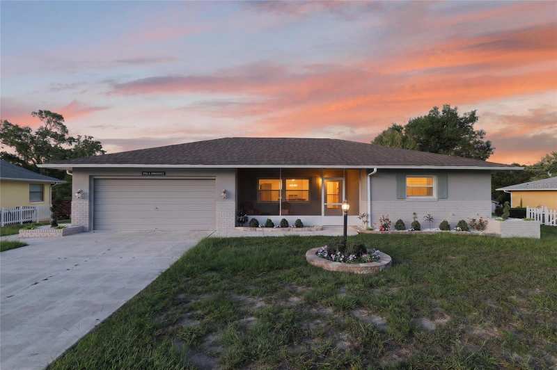 2 bedroom Single Family Residence at 3705 N Honeylocust Drive, Beverly Hills Unit 08 Ph 02, Beverly Hills — photo 1