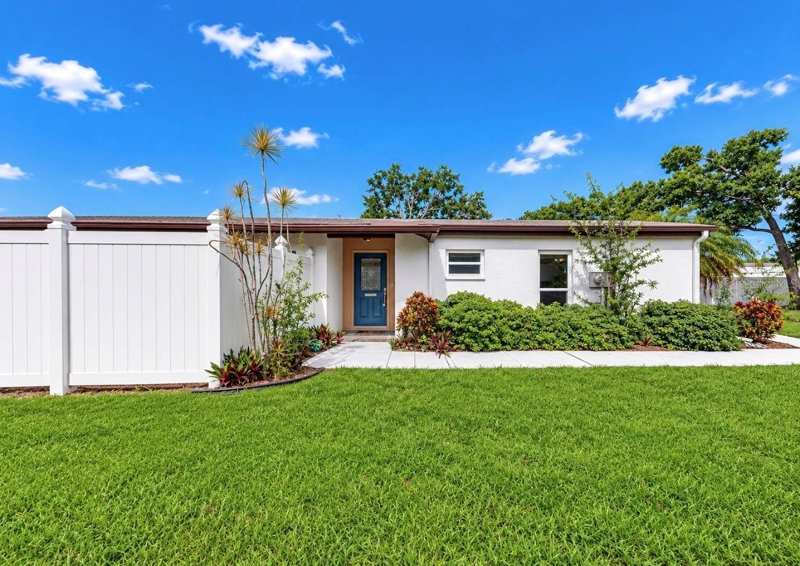 2 bedroom Condominium at 3506 Auburn Court #230, Village In The Pines Nor, Sarasota — photo 1