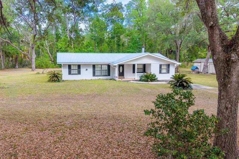 3 bedroom Single Family Residence at 1753 SE Highway 349, Old Town, Old Town — photo 1