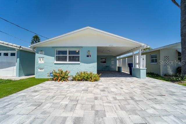 2 bedroom Single Family Residence at 4825 Floramar Terrace, Flor A Mar, New Port Richey — photo 1