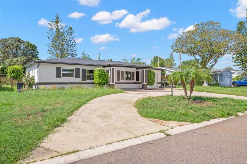 2 bedroom Single Family Residence at 6116 52nd Avenue, Kenneth City, Kenneth City — photo 1