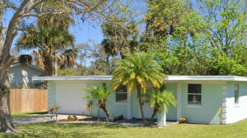 3 bedroom Single Family Residence at 414 Jefferson Avenue, Virginia Heights Port Orange, Port Orange — photo 1