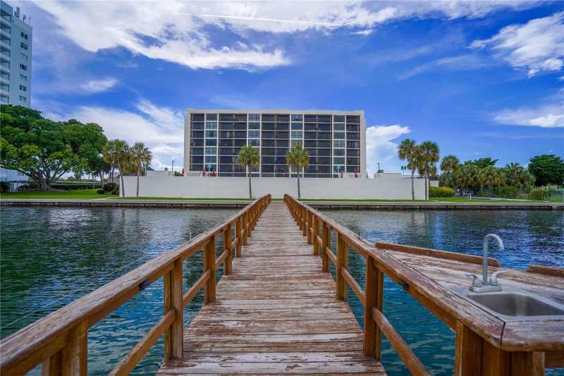 1 bedroom Condominium at 7100 Sunshine Skyway Lane #201, Bridgeton North Condo, St Petersburg — photo 1