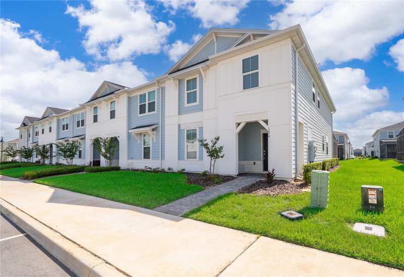 5 bedroom Single Family Residence at 1274 Shoreside Street, Windsor Cay Ph 1, Clermont — photo 1