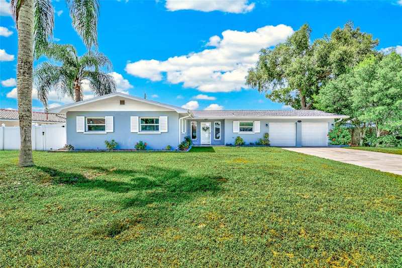 4 bedroom Single Family Residence at 2165 Campus Drive, University Park, Clearwater — photo 1