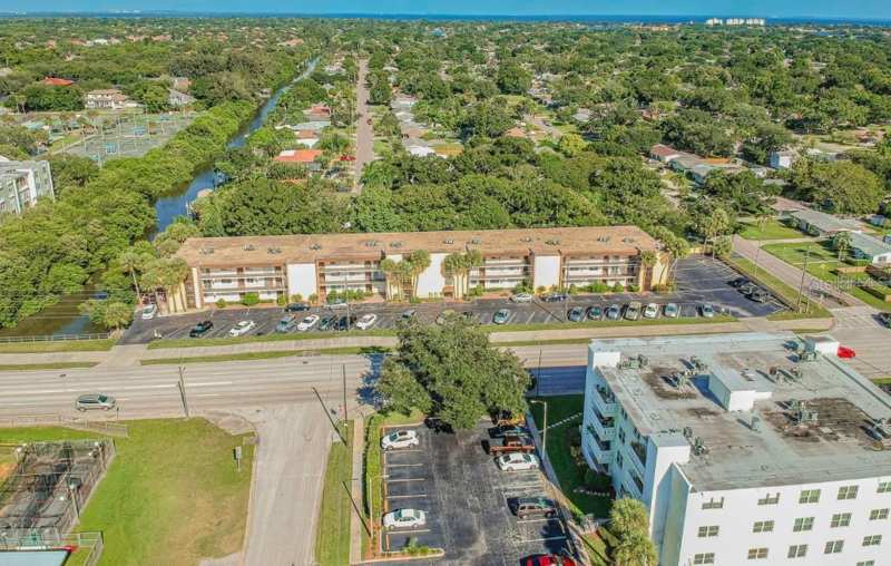 2 bedroom Condominium at 4435 1st Street #308, Placido Gardens, St Petersburg — photo 1
