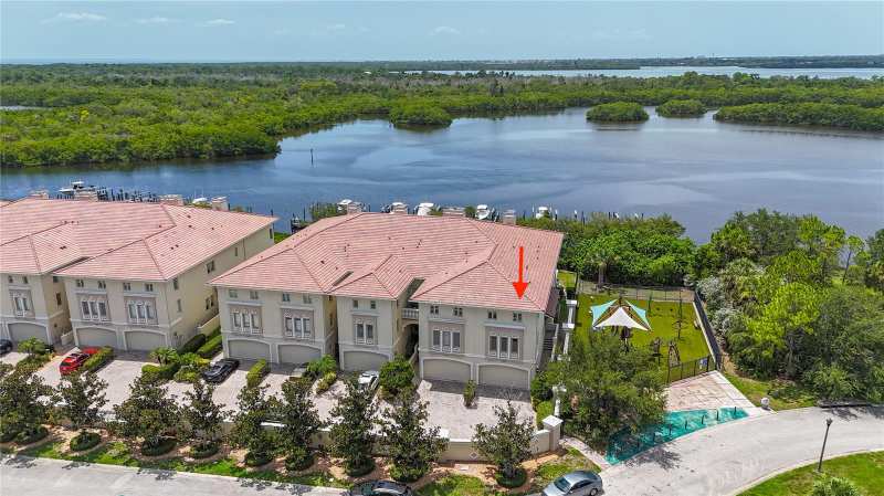 4 bedroom Townhouse at 1008 Paseo Del Rio, Venetian Bay, St Petersburg — photo 1
