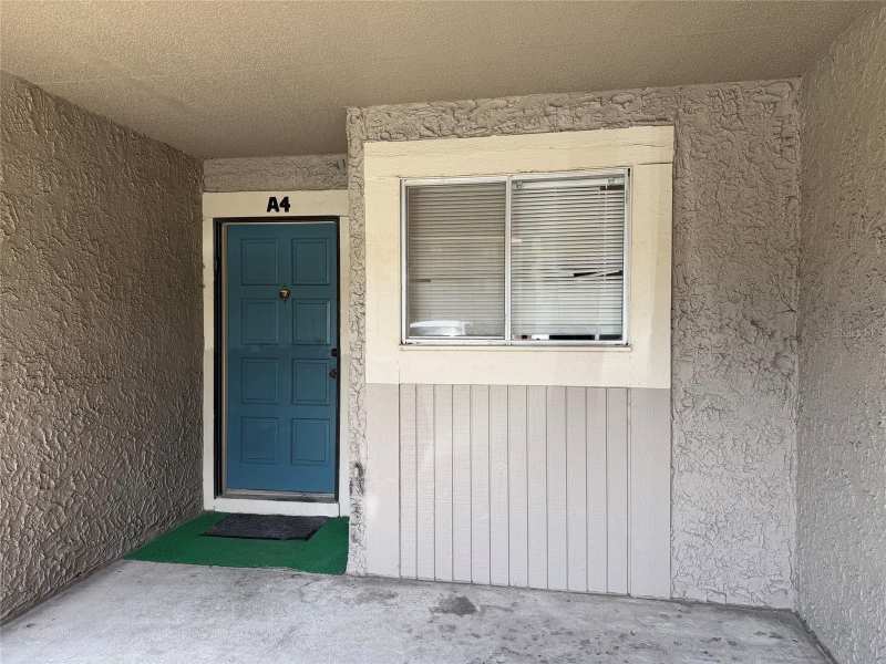 2 bedroom Condominium at 6308 Newtown Circle #8A4, North Bay Village Condo, Tampa — photo 1