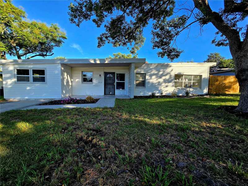3 bedroom Single Family Residence at 1308 Moore Street, Douglas Park 03, Daytona Beach — photo 1
