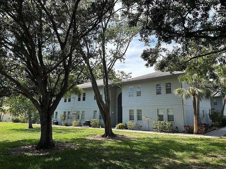 2 bedroom Condominium at 10800 US Highway 19 #237, Sandalwood The Condo, Pinellas Park — photo 1