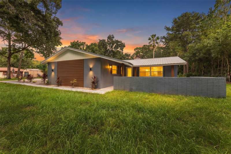 4 bedroom Single Family Residence at 17818 Deerfield Drive, Sierra Pines Unrec, Lutz — photo 1