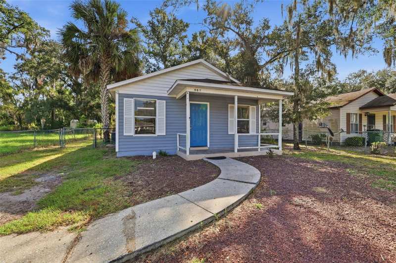 3 bedroom Single Family Residence at 902 Talladega Street, Liberia, Leesburg — photo 1