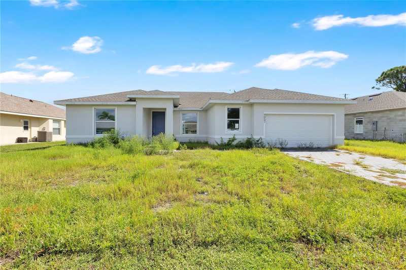 3 bedroom Single Family Residence at 9057 Bantry Bay Boulevard, Shamrock Shores, Englewood — photo 1