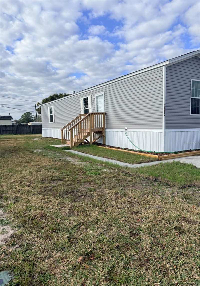 2 bedroom Manufactured Home at 2003 Oak Street, Montagues Village Unit 1, St Cloud — photo 1