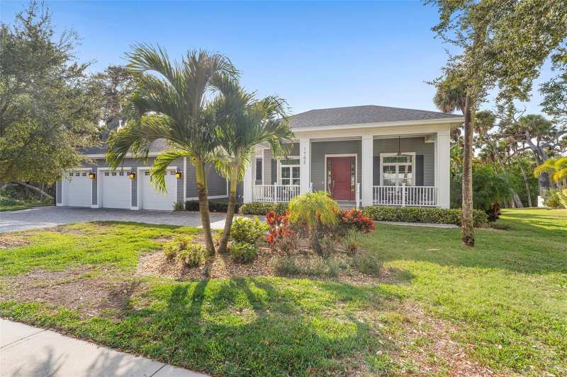 3 bedroom Single Family Residence at 1702 Saxon Drive, Callalisa Crk Vistas, New Smyrna Beach — photo 1