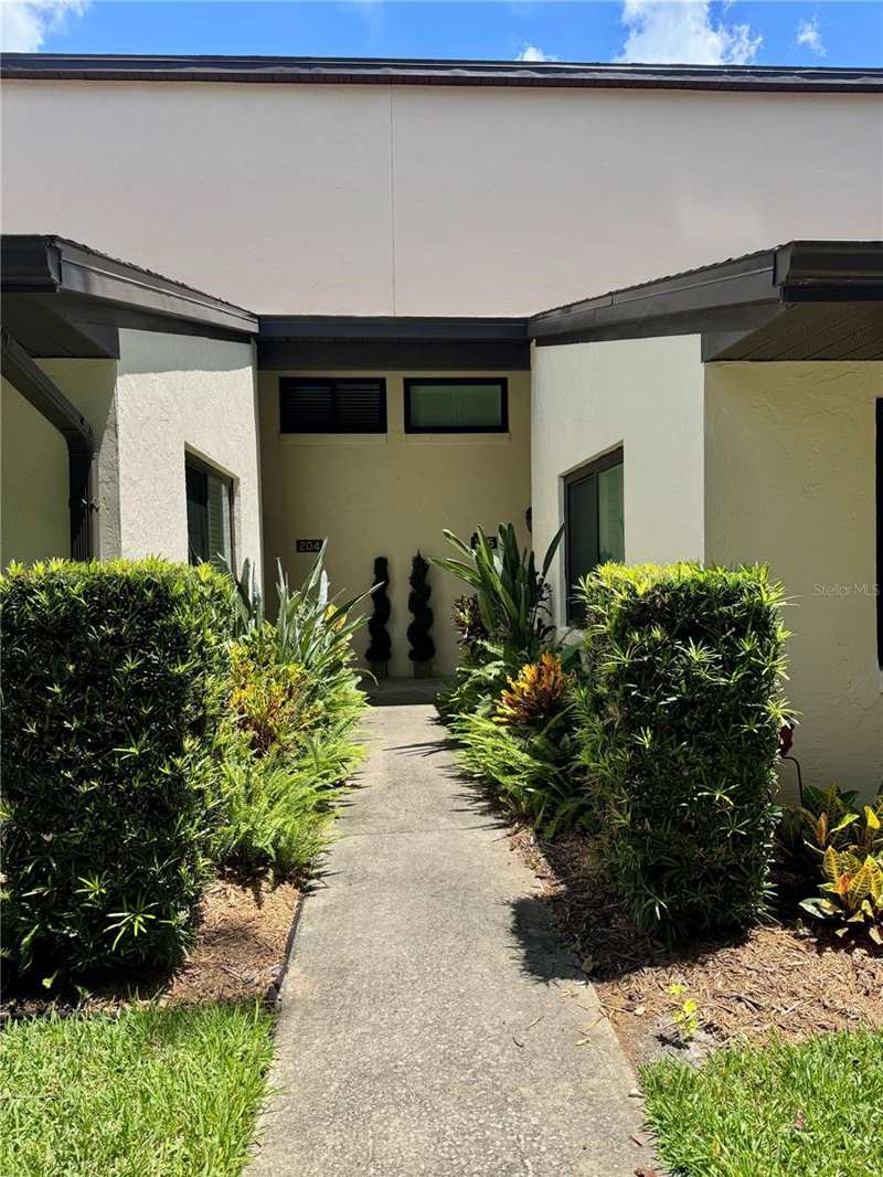 3 bedroom Condominium at 1637 SE Paradise Circle #205, Paradise Point Villas Condominiums, Crystal River — photo 1