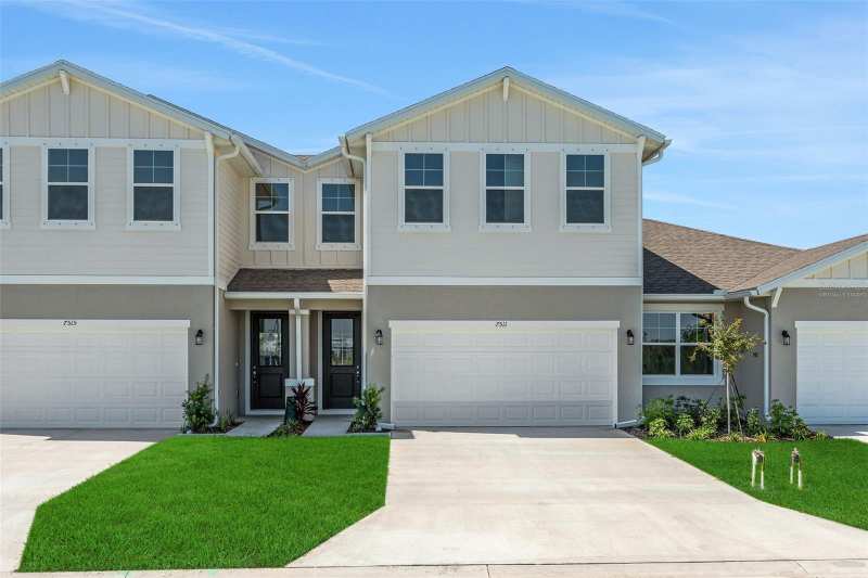 3 bedroom Townhouse at 7511 Sea Oak Court, Seaire, Parrish — photo 1