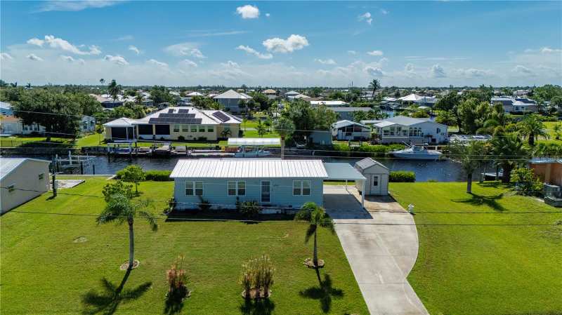 2 bedroom Modular Home at 4220 Deltona Drive, Pelican Pointe, Punta Gorda — photo 1