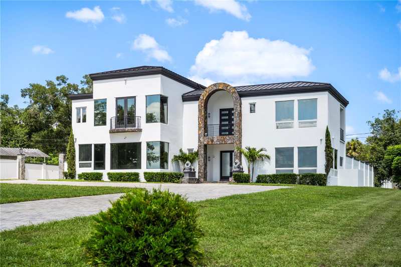 4 bedroom Single Family Residence at 736 Lake Winnemissett Drive, Assessors Winnemissett, Deland — photo 1