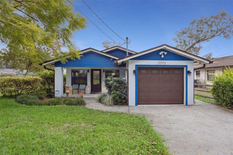 2 bedroom Single Family Residence at 30904 Deal Drive, Mount Plymouth, Sorrento — photo 1