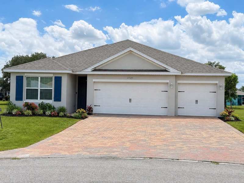 4 bedroom Single Family Residence at 27131 Guapore Drive, Punta Gorda Isles Sec 20, Punta Gorda — photo 1