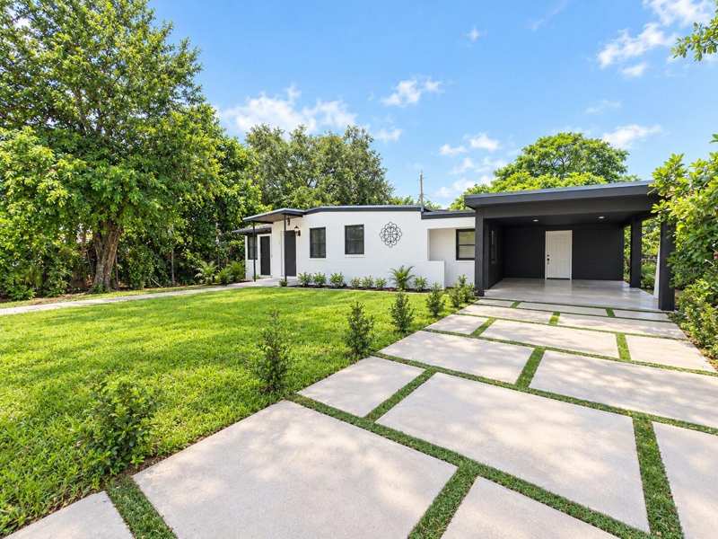 3 bedroom Single Family Residence at 12700 Wood Street, Golf Estates Add 01, Miami — photo 1