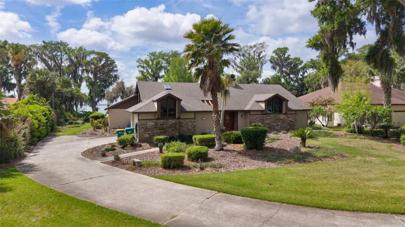 3 bedroom Single Family Residence at 60 Sand Lake Place, Eustis Promontory Cove, Eustis — photo 1