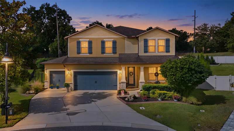 4 bedroom Single Family Residence at 30145 Losino Cove, Sullivan Ranch Sub, Mount Dora — photo 1