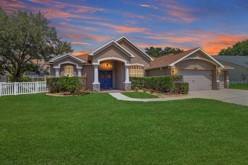 4 bedroom Single Family Residence at 4430 Merrick Run Lane, Bloomingdale Sec Aa Gg Uni, Valrico — photo 1