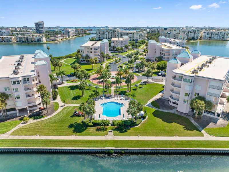 2 bedroom Condominium at 8021 Sailboat Key Boulevard #304, Harbourside - Coral Pointe, St Petersburg — photo 1